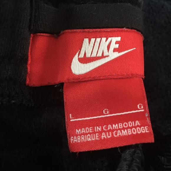 Sweat - Picture 2 of 2